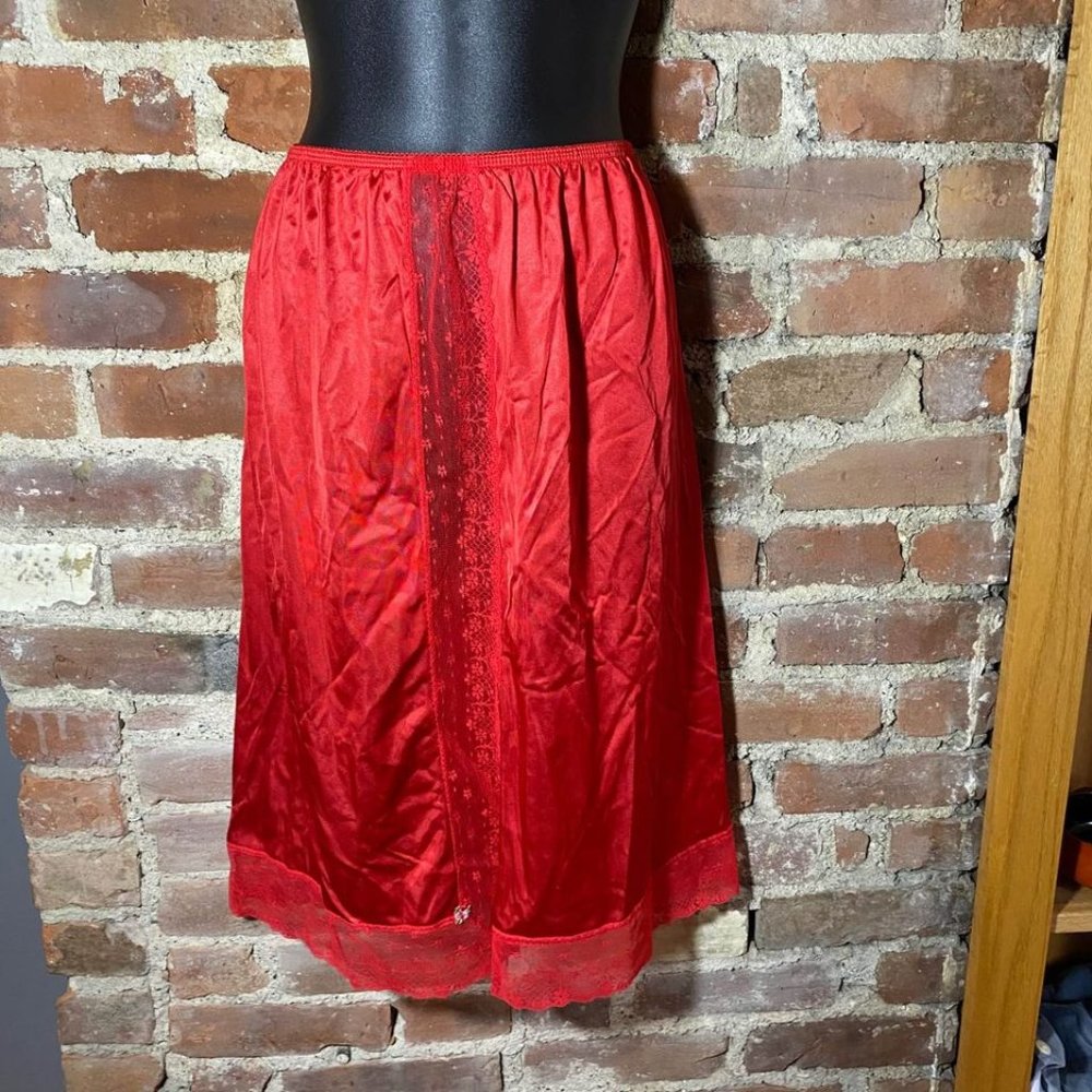 Vintage Ashley Taylor Red Nylon Lace Half Slip M